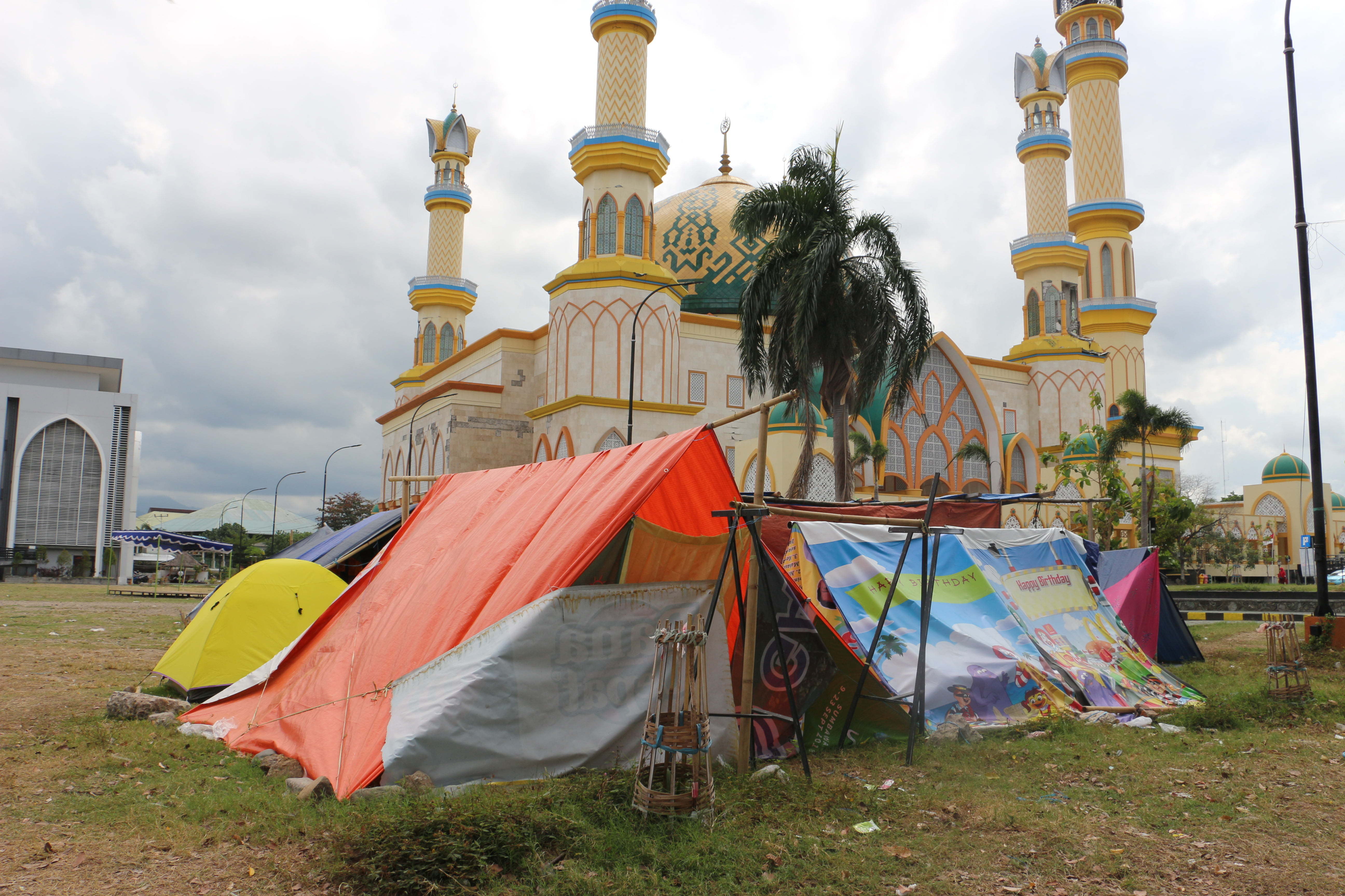 Trauma Gempa Buat Warga Lombok Takut